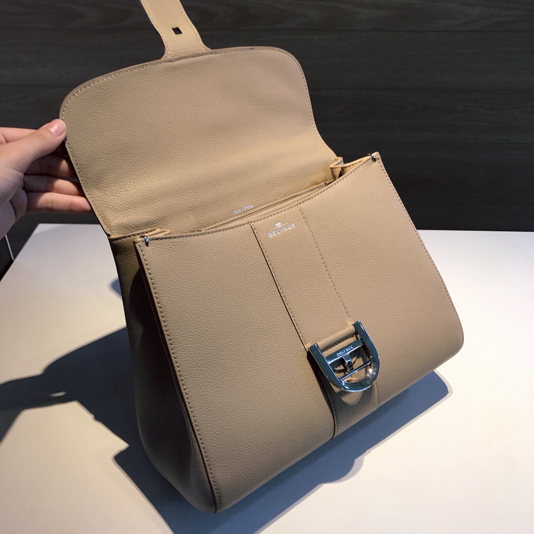 델보 브리앙 MM 토고백 미듐